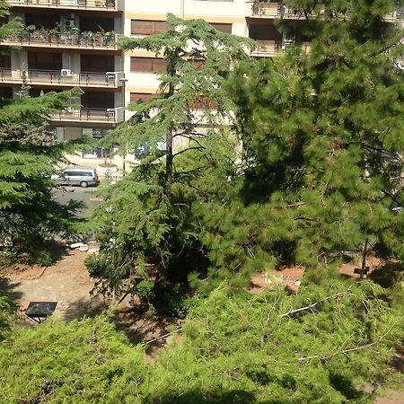 B&B Al Giardino Inglese Palermo Bagian luar foto
