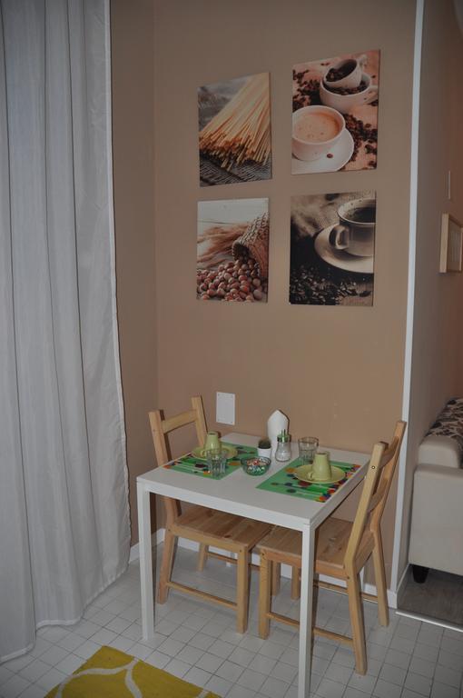 B&B Al Giardino Inglese Palermo Bagian luar foto